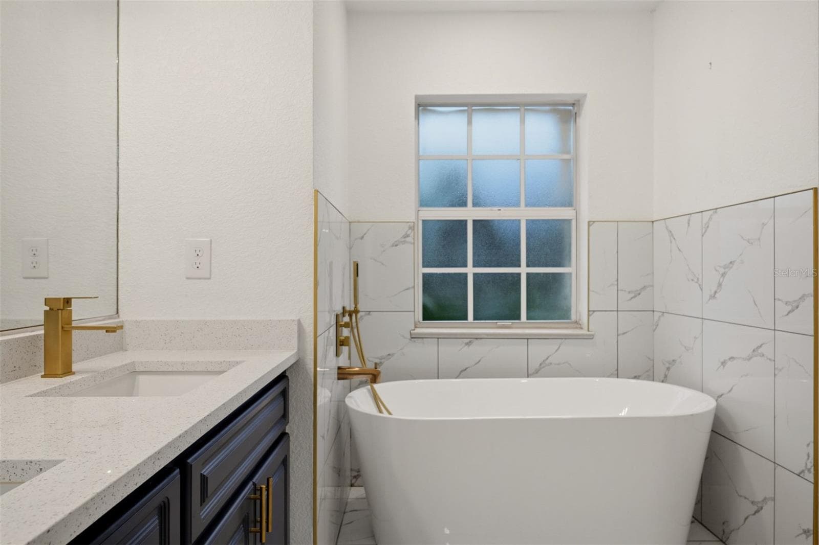 Single Family Residence at 5498 BAYBERRY ST, NORTH PORT, photo 9 of 24