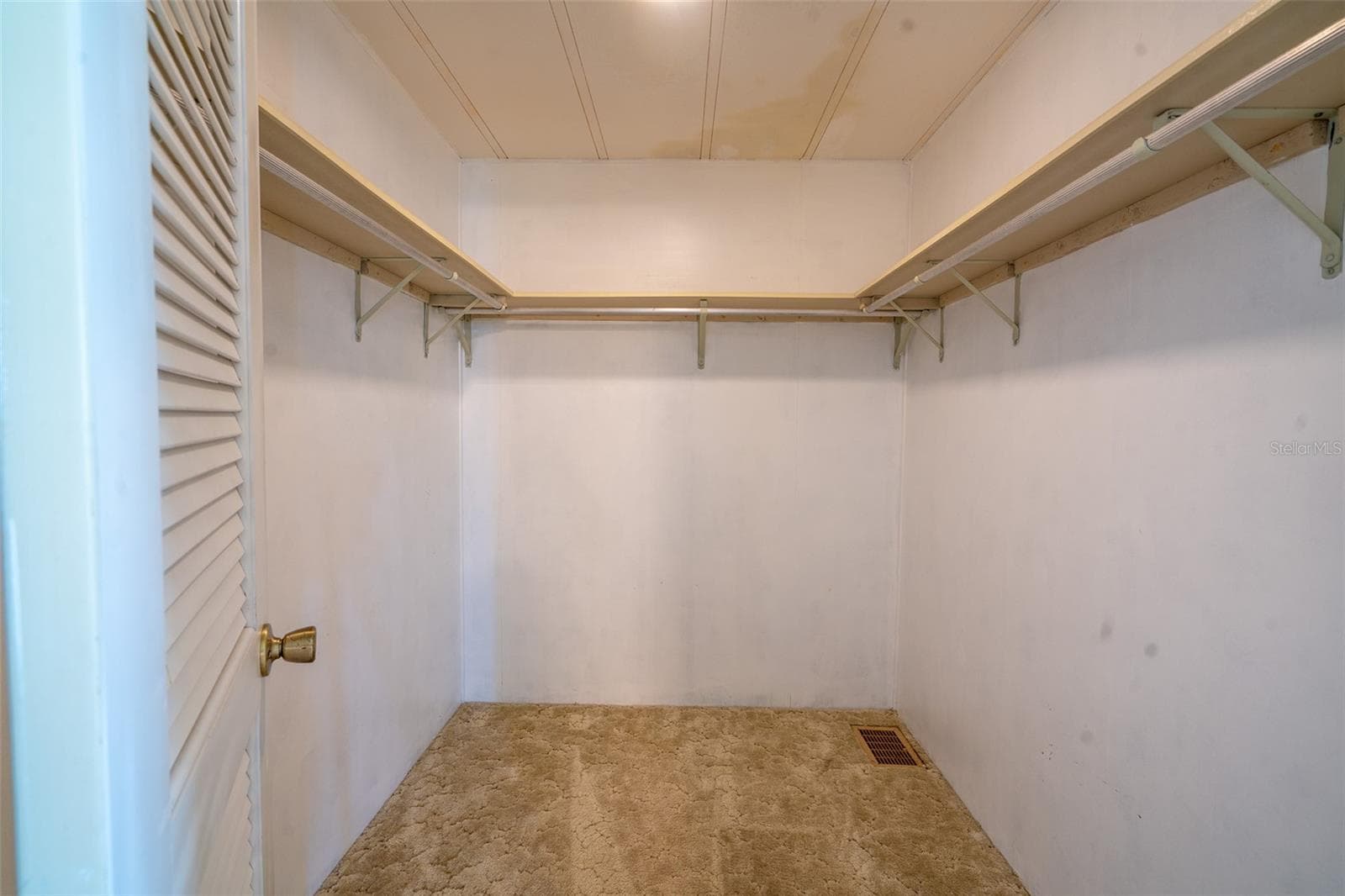 Primary Walk-in Closet - 1021 HILLTOP RD, TAVARES
