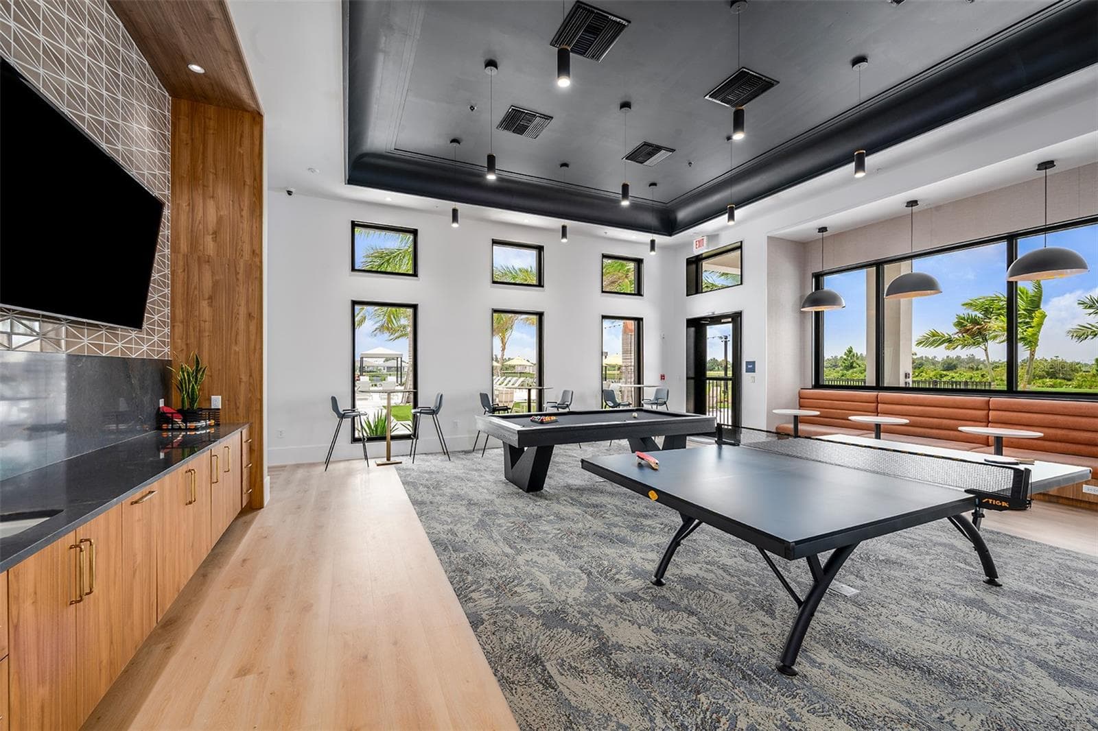 Single Family Residence at 18355 ARBOR VISTA DR, VENICE, photo 24 of 38