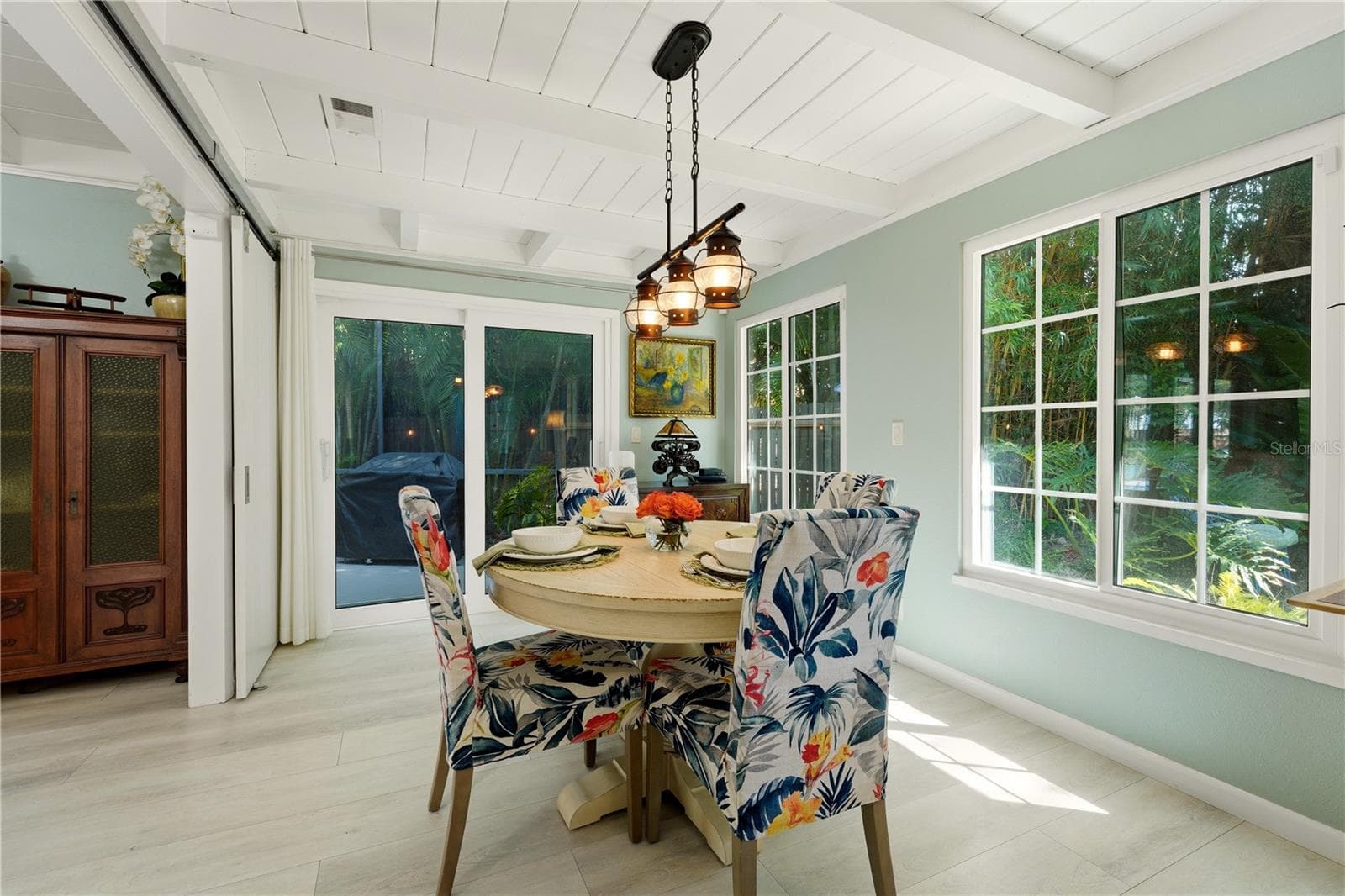 Single Family Residence at 3424 OLD OAK DR, SARASOTA, photo 19 of 52