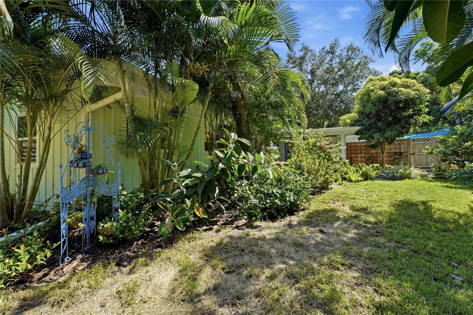 Single Family Residence at 3424 OLD OAK DR, SARASOTA, photo 45 of 52