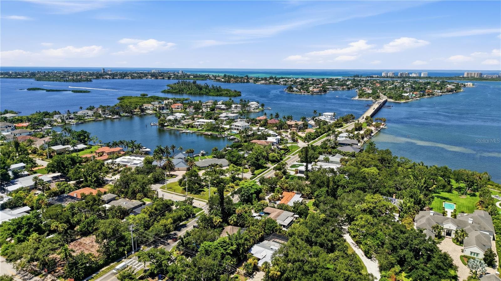 Single Family Residence at 3424 OLD OAK DR, SARASOTA, photo 48 of 52