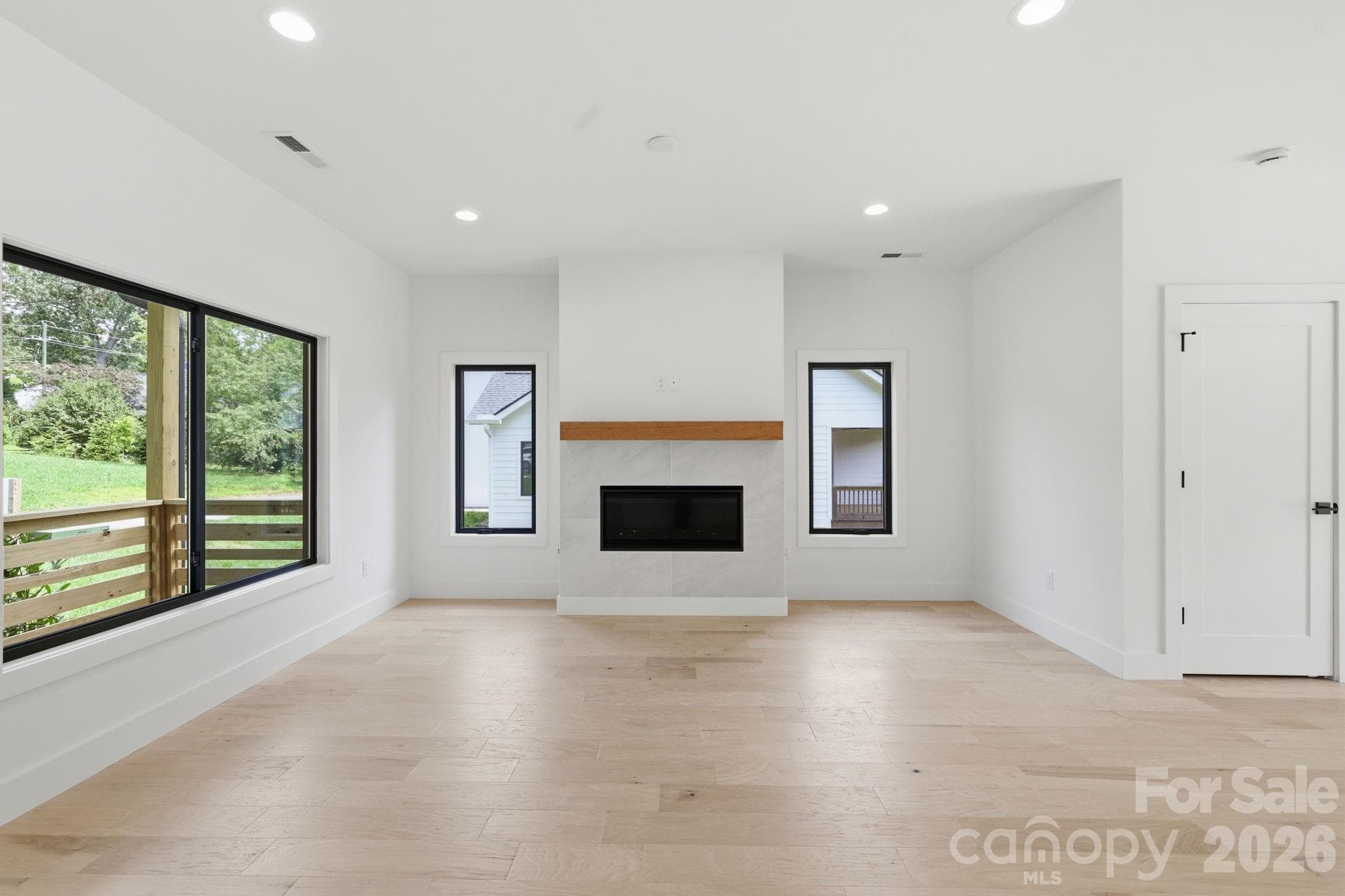 Single Family Residence at 45 Johnson Drive, Asheville, photo 9 of 32