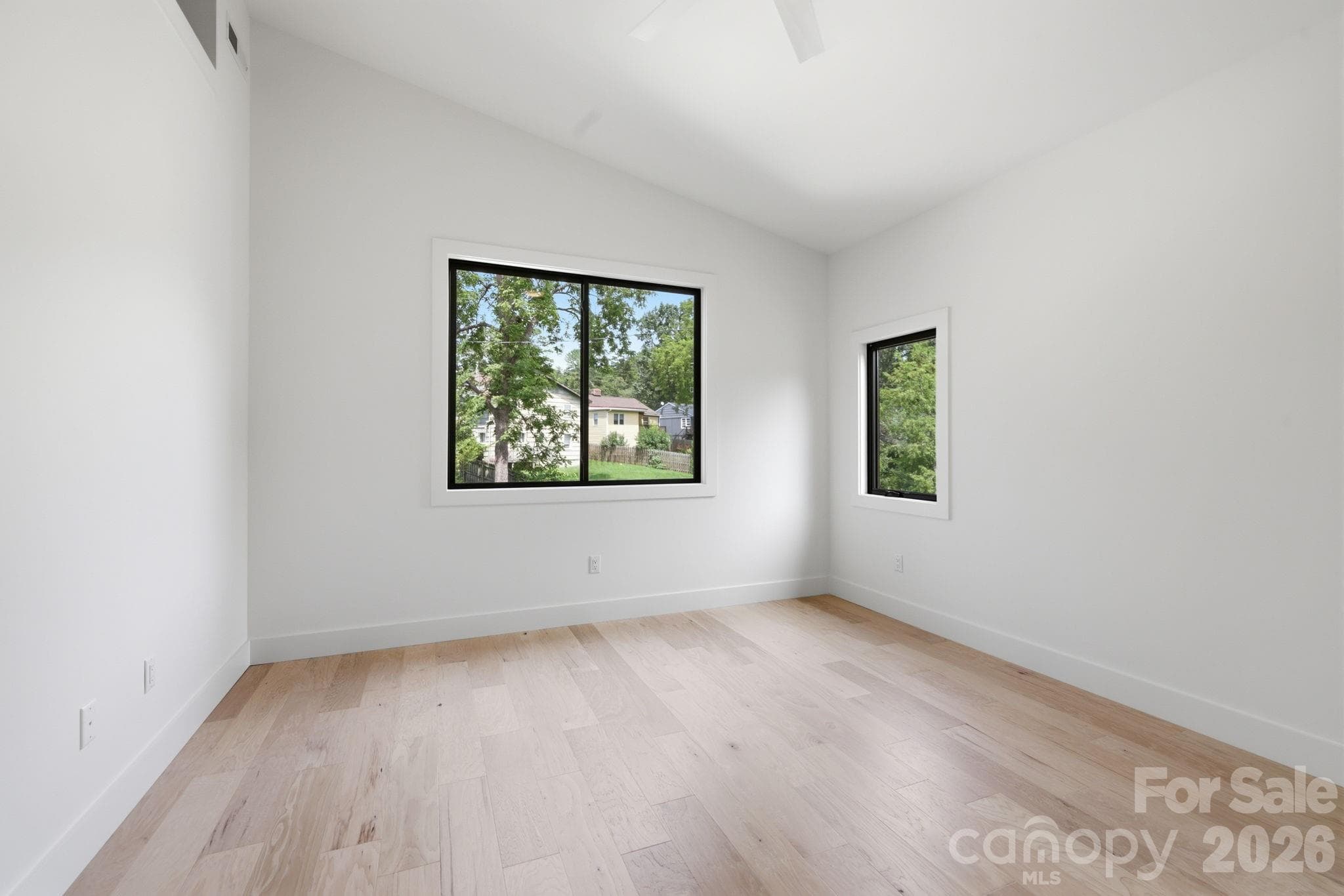 Single Family Residence at 45 Johnson Drive, Asheville, photo 19 of 32