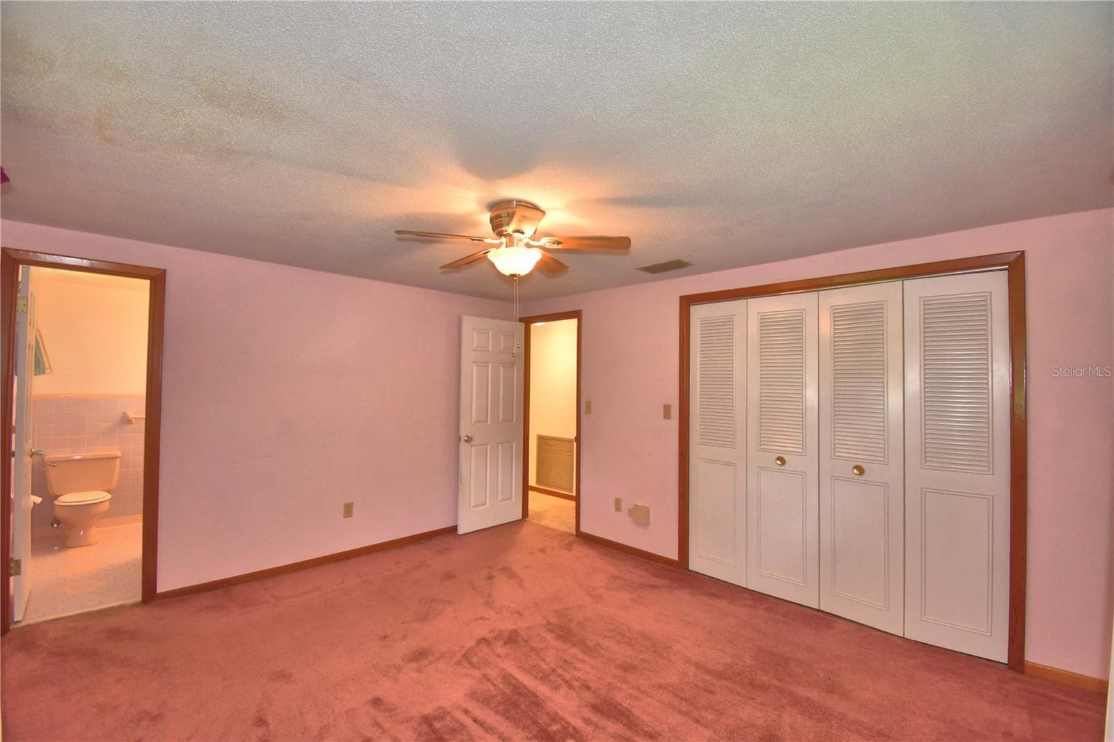 Single Family Residence at 2521 MCCRANIE PL, LAKELAND, photo 20 of 49