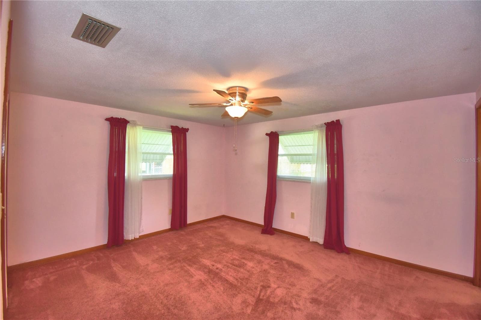 Single Family Residence at 2521 MCCRANIE PL, LAKELAND, photo 22 of 49