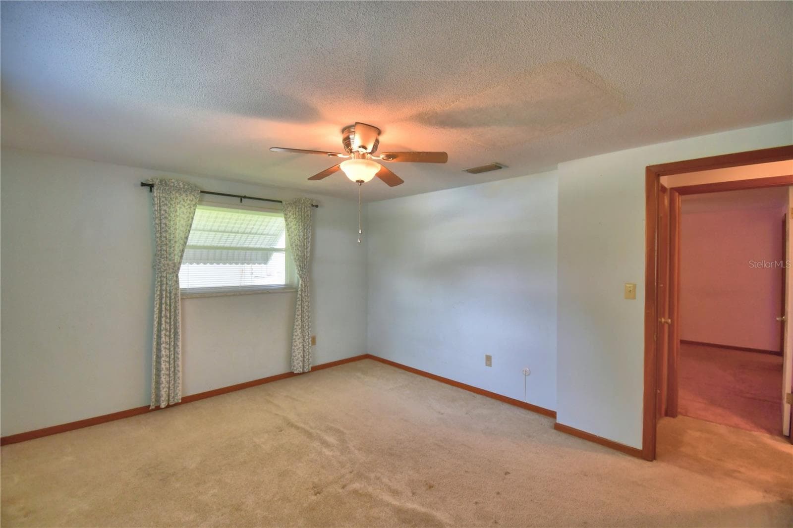 Single Family Residence at 2521 MCCRANIE PL, LAKELAND, photo 29 of 49