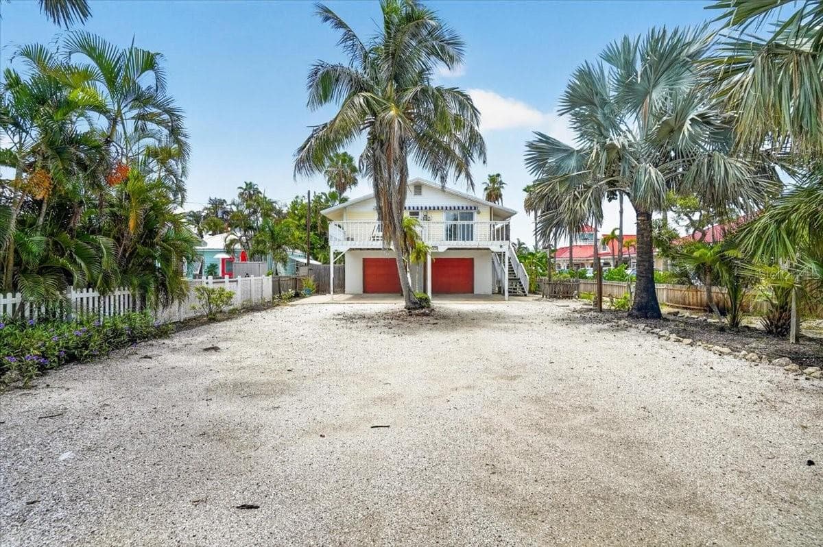 Single Family Residence at 524 SPRING AVE, ANNA MARIA, photo 3 of 38