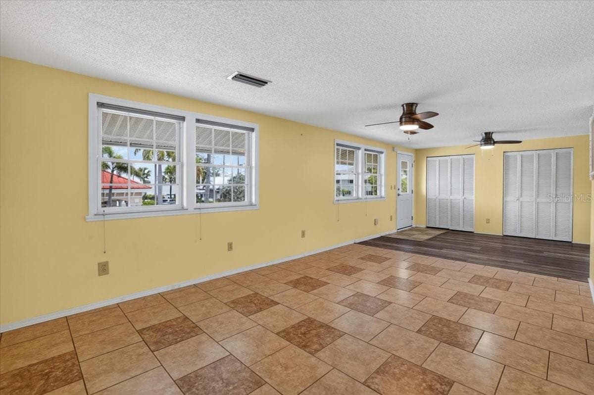 Single Family Residence at 524 SPRING AVE, ANNA MARIA, photo 8 of 38