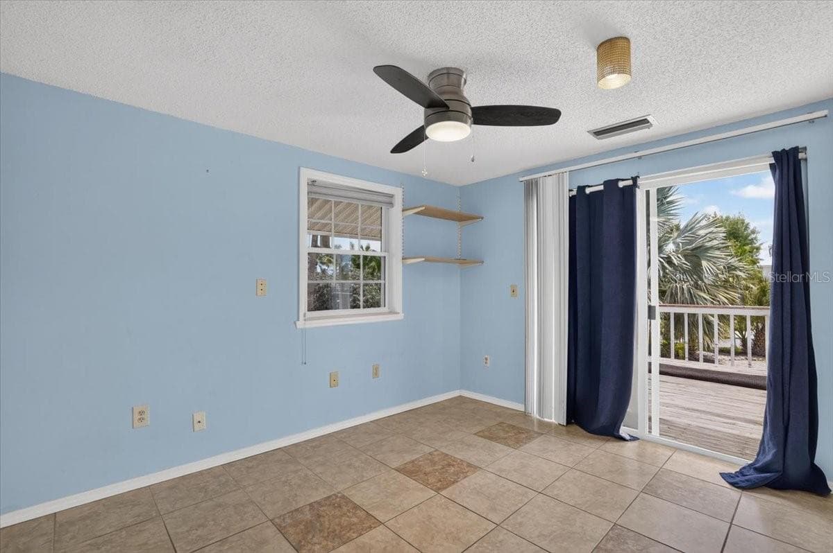 Single Family Residence at 524 SPRING AVE, ANNA MARIA, photo 16 of 38