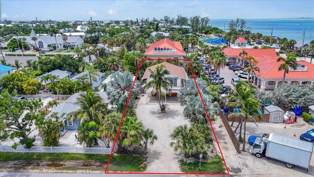 Single Family Residence at 524 SPRING AVE, ANNA MARIA, photo 28 of 38