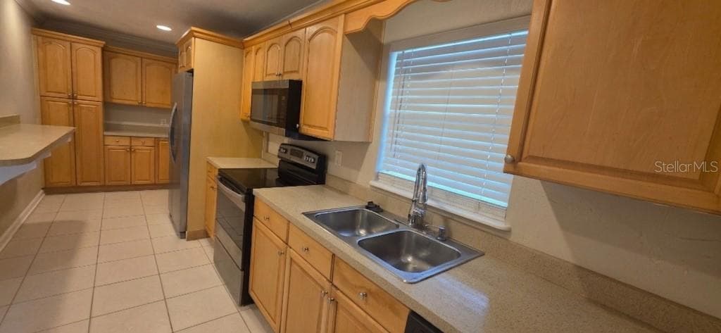 Single Family Residence at 7670 STRATFORD BLVD, ORLANDO, photo 8 of 15