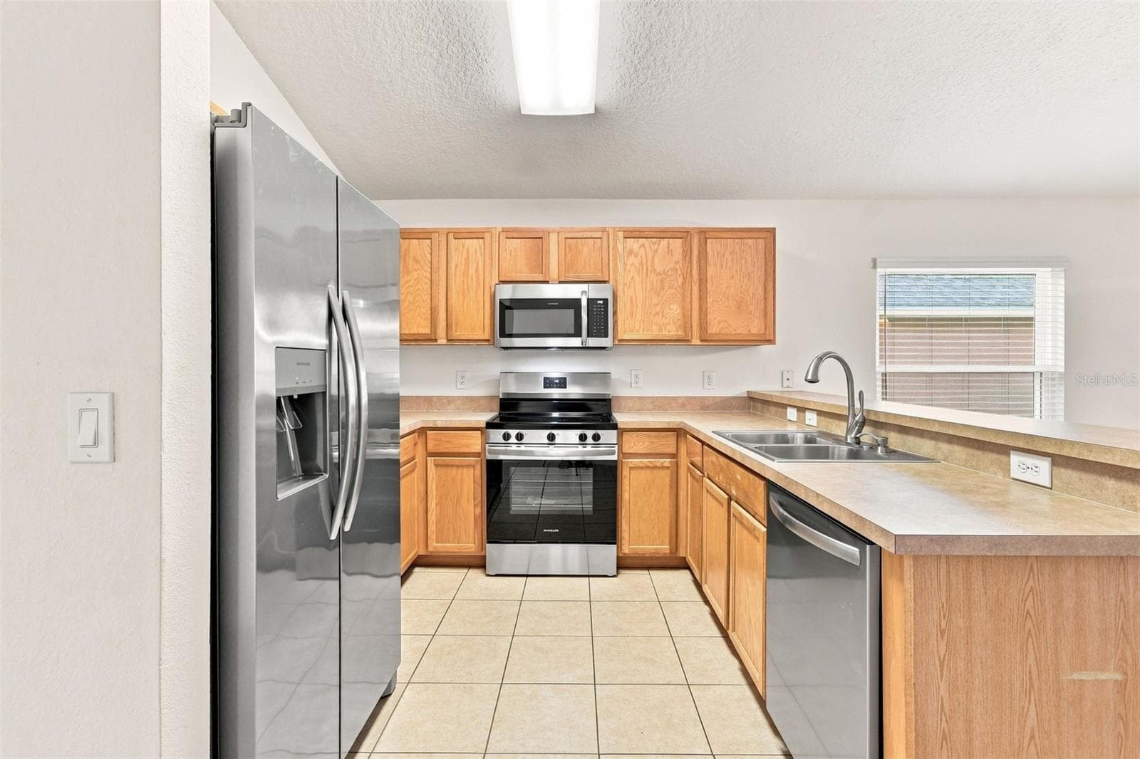 Brand New Stainless Steel Appliances - 1151 BEECH GROVE WAY, ORLANDO