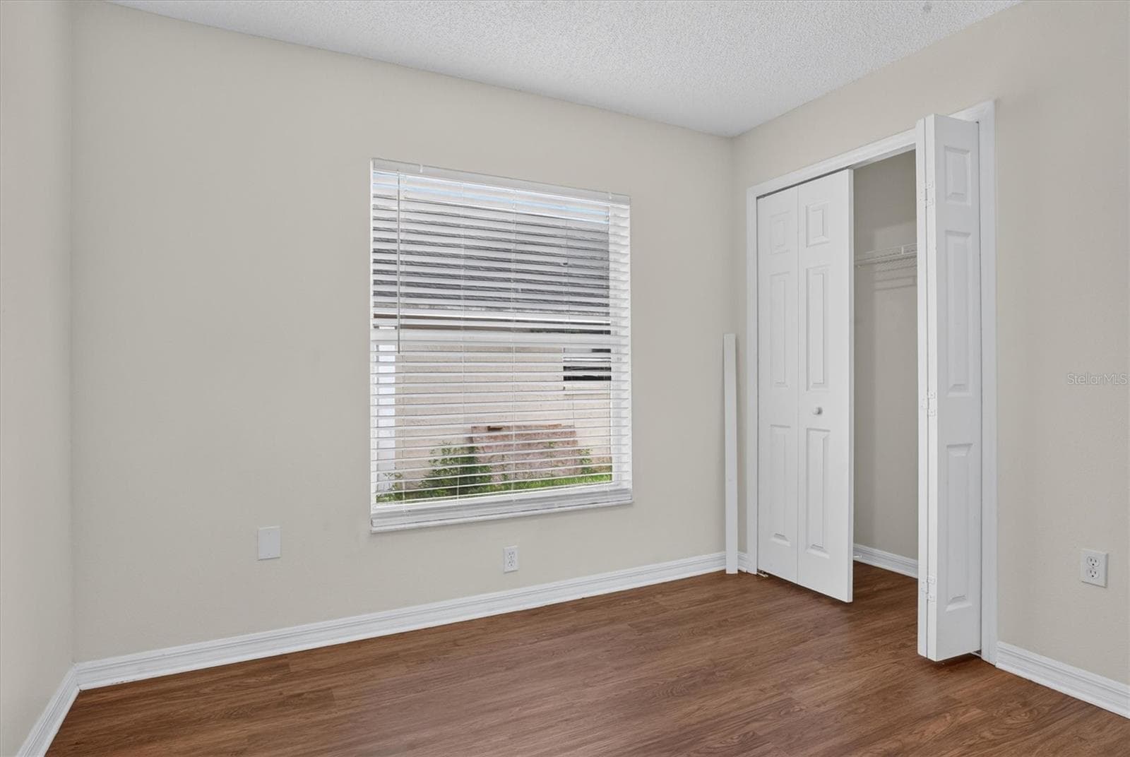 Single Family Residence at 30707 PGA DR, SORRENTO, photo 19 of 25