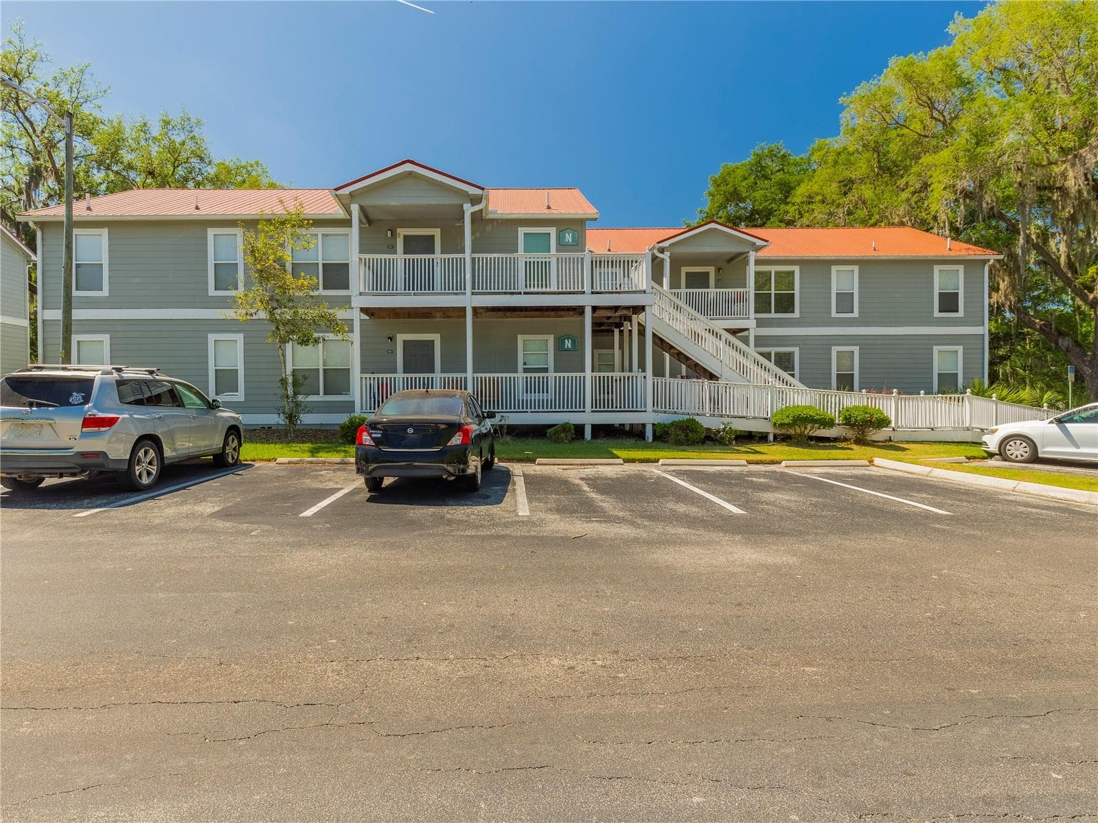2905 SW ARCHER RD #4001