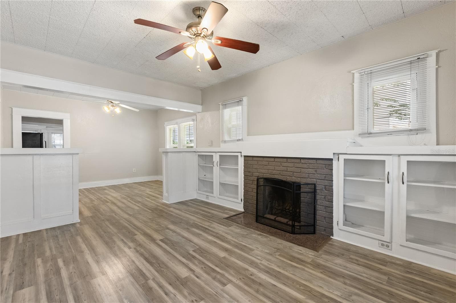 Triplex at 1509 WOODWARD ST, ORLANDO, photo 4 of 30