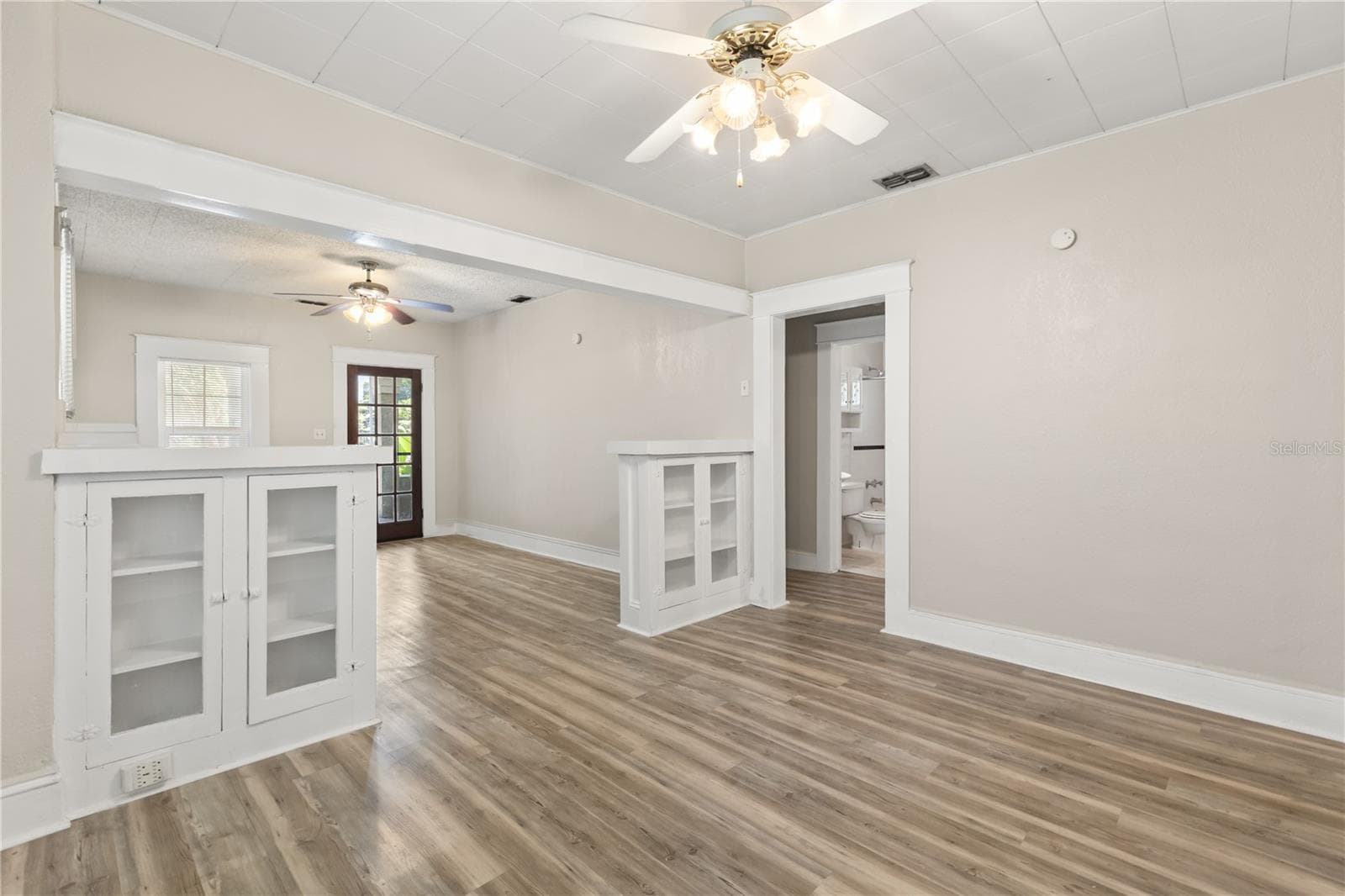 Triplex at 1509 WOODWARD ST, ORLANDO, photo 7 of 30