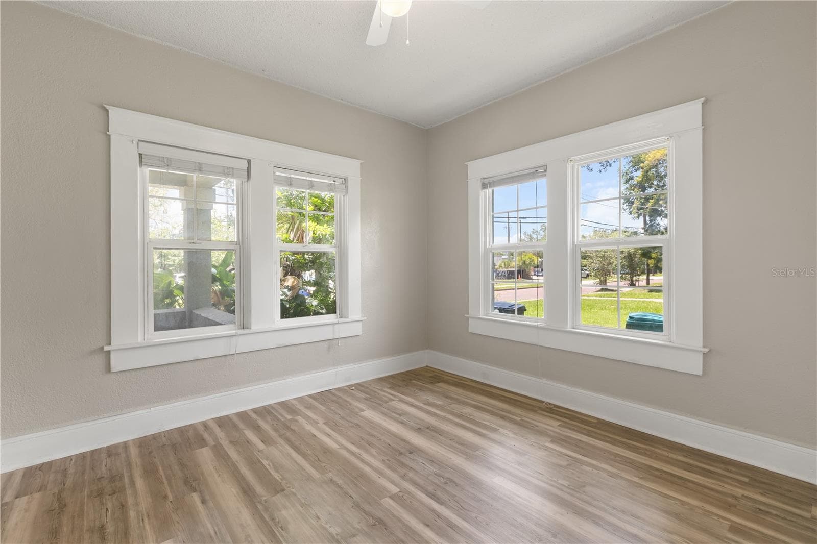Triplex at 1509 WOODWARD ST, ORLANDO, photo 9 of 30
