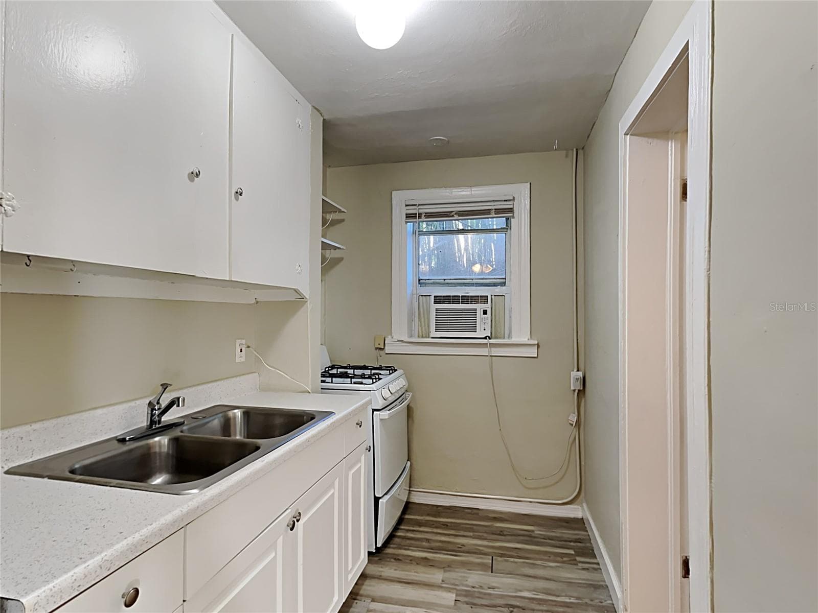 Triplex at 1509 WOODWARD ST, ORLANDO, photo 22 of 30