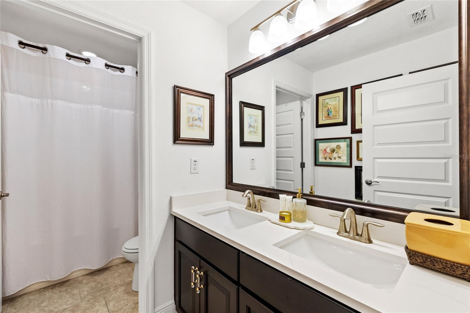 Single Family Residence at 15671 MARINA BAY DR, WINTER GARDEN, photo 33 of 46