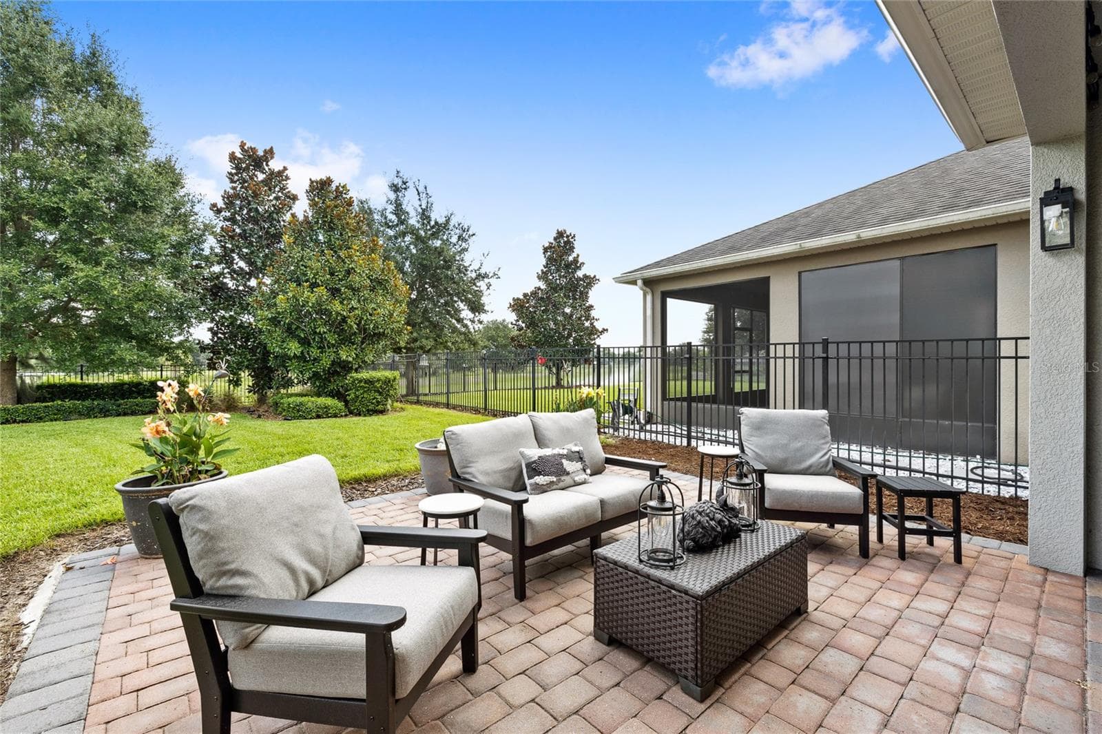 Single Family Residence at 15671 MARINA BAY DR, WINTER GARDEN, photo 3 of 46