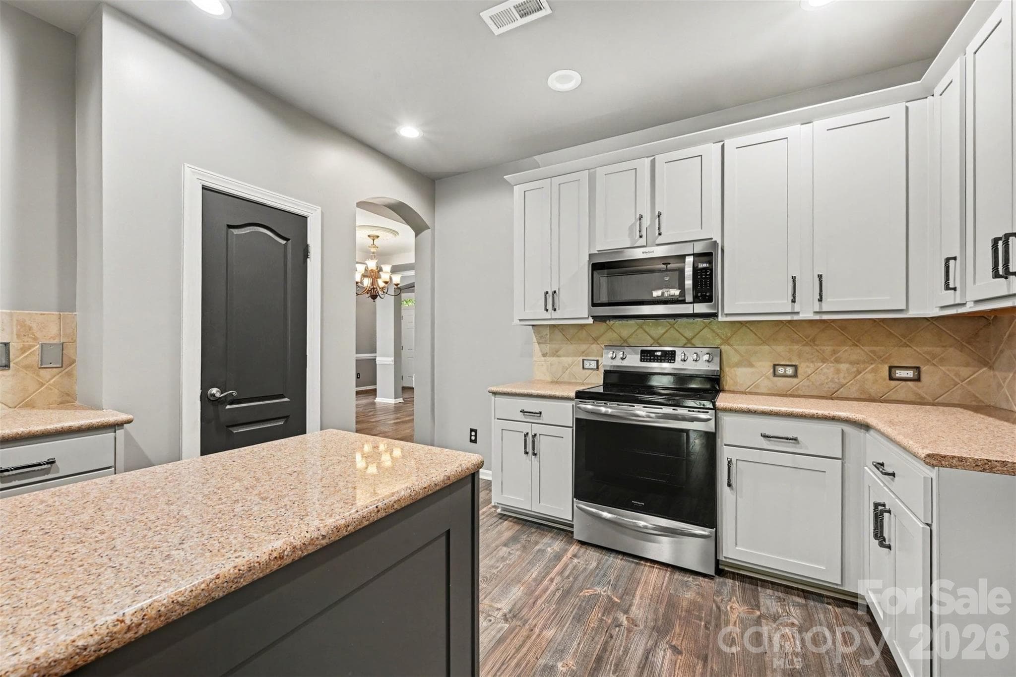 Single Family Residence at 10139 Alvarado Way, Charlotte, photo 18 of 48