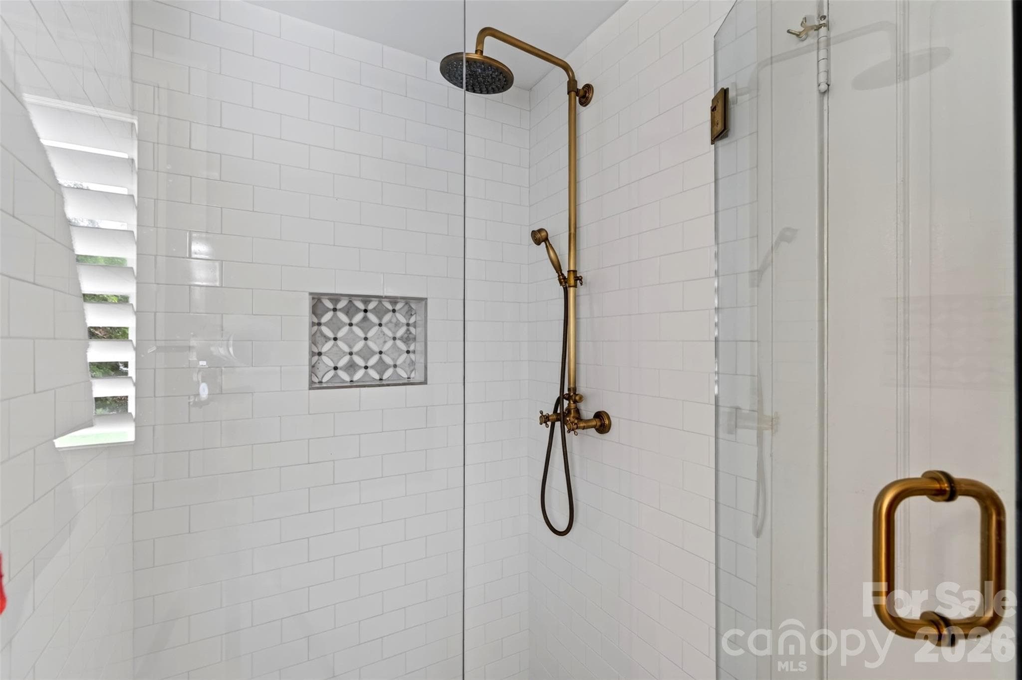 Upper level primary bathroom shower - 55 Edgemont Road, Asheville