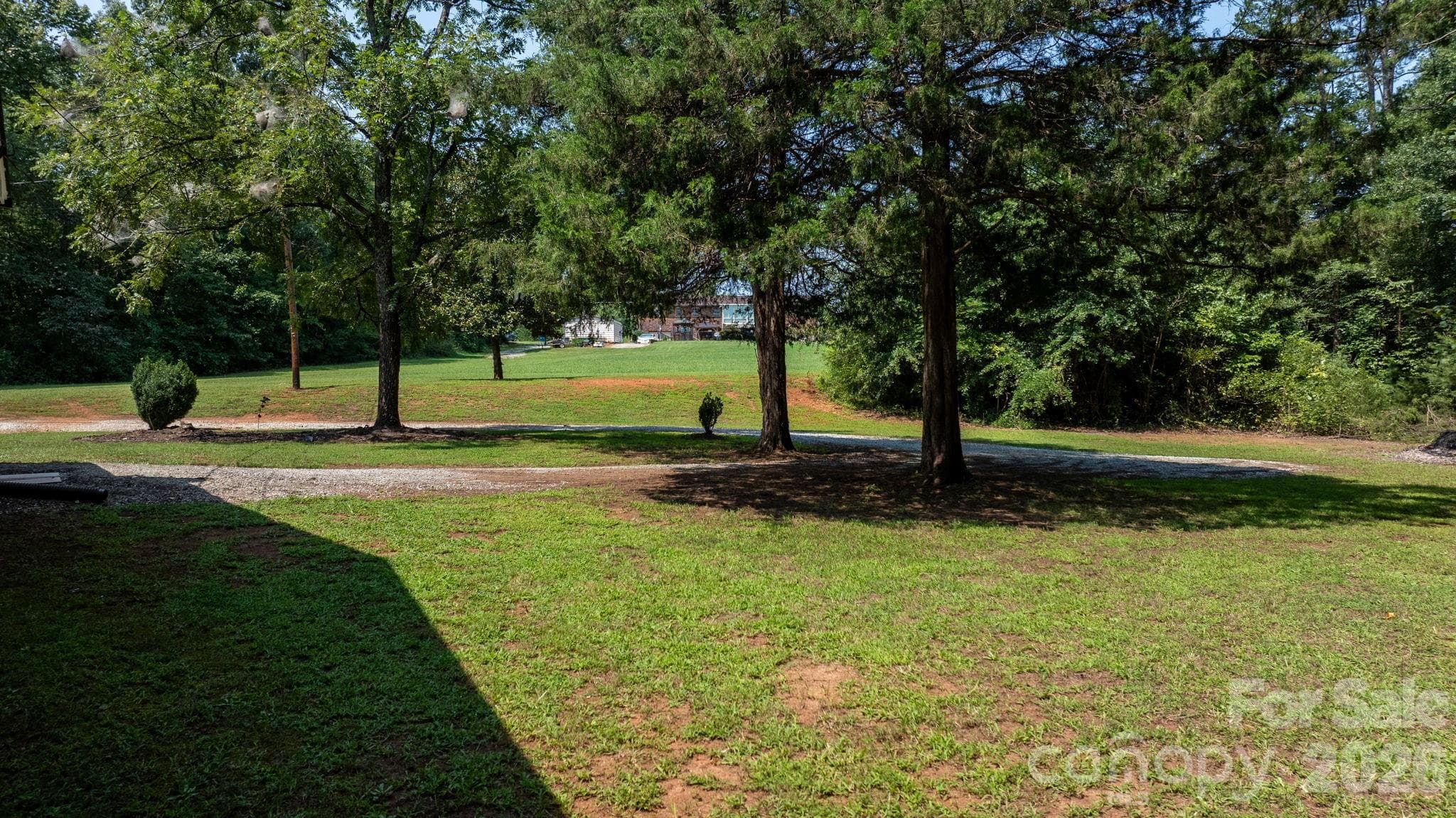 Front Yard and Circle Drive - 4370 Dynasty Lane, Hudson