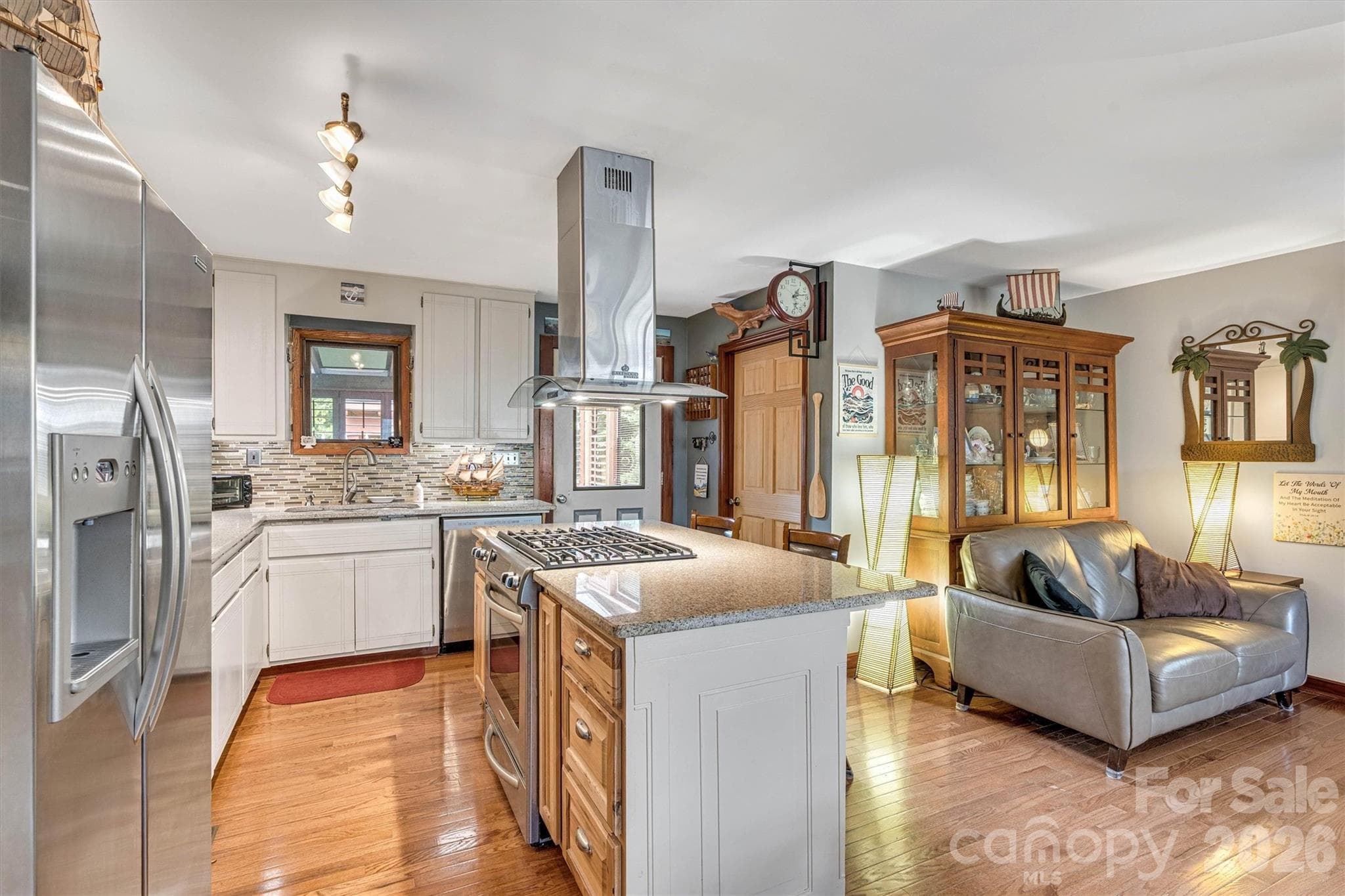 Open kitchen - 7697 Katherine Drive, Denver