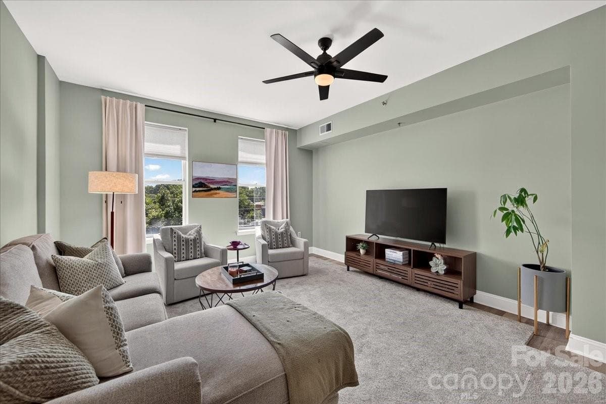Condominium at 1315 East Boulevard, Charlotte, photo 15 of 23
