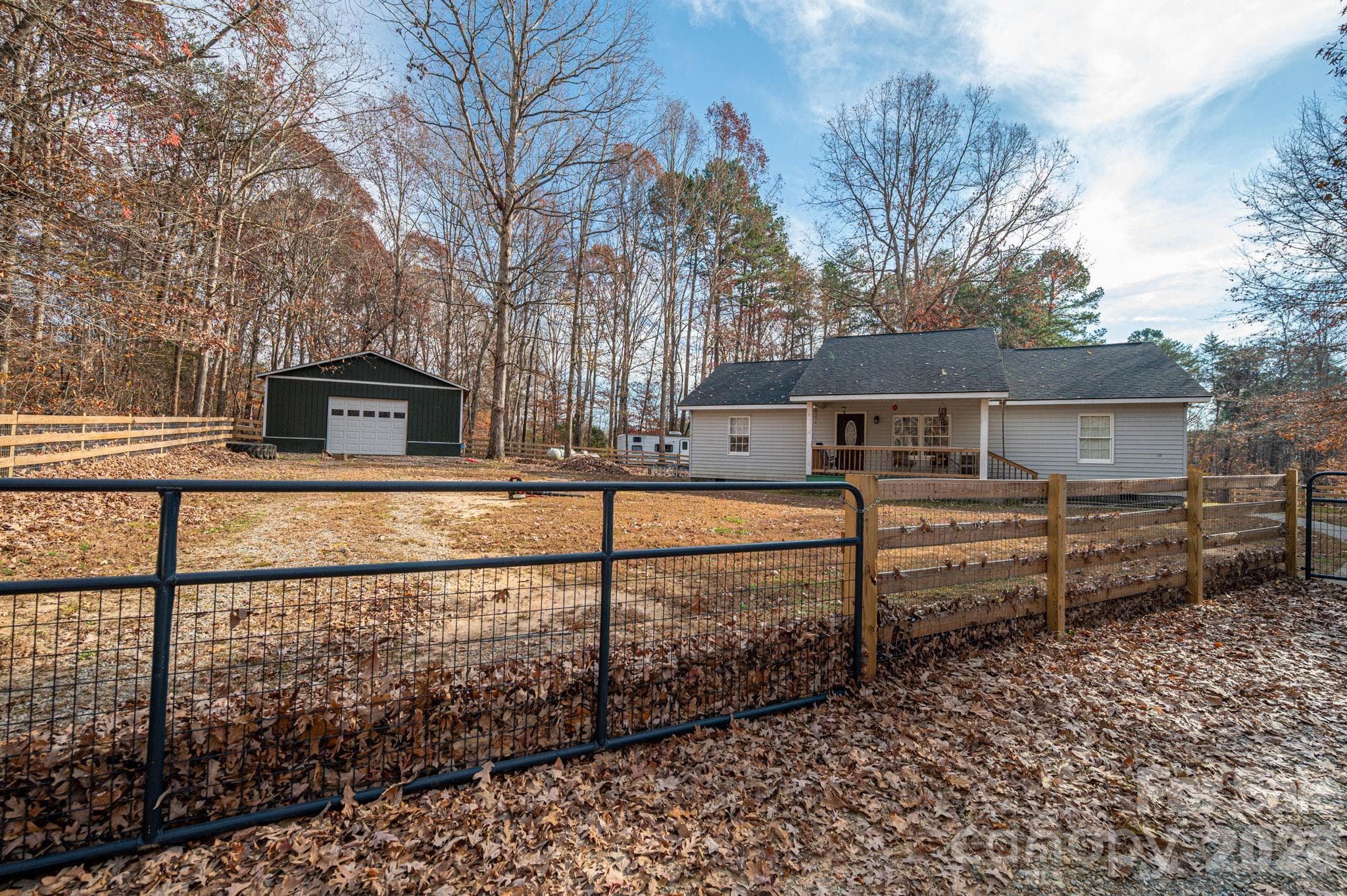 1011 Lester Trail