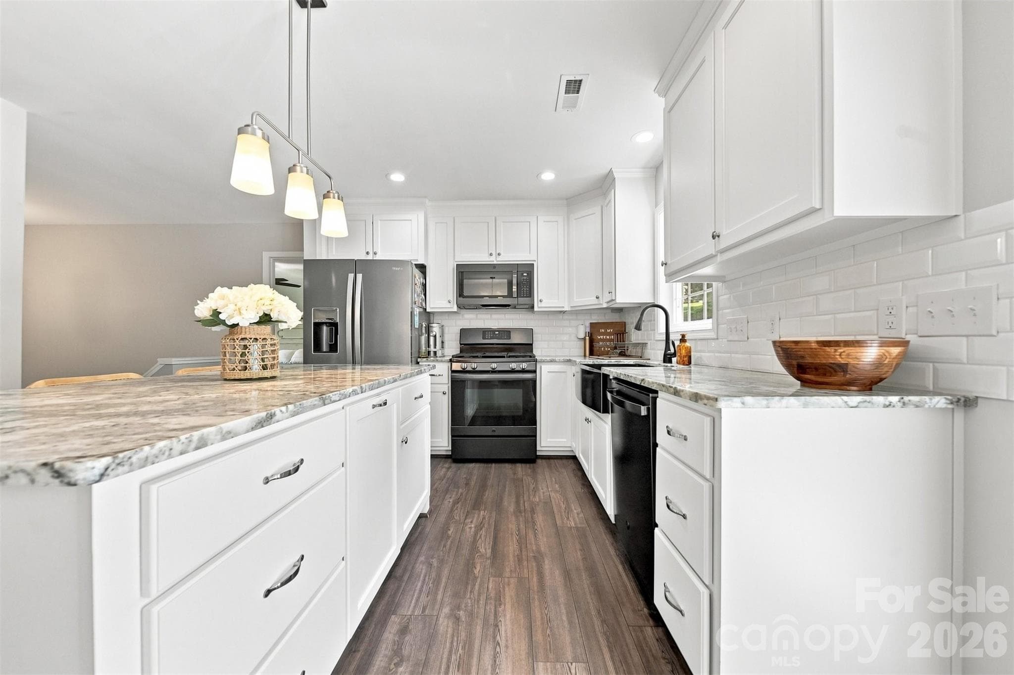 Single Family Residence at 2953 2nd Street Court NW, Hickory, photo 9 of 31