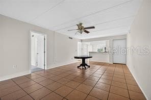 living room - 219 PALMETTO CT #219, OLDSMAR