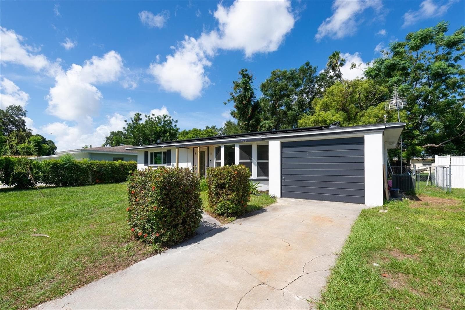Single Family Residence at 1516 COUNTRY LN W, CLEARWATER, photo 19 of 19
