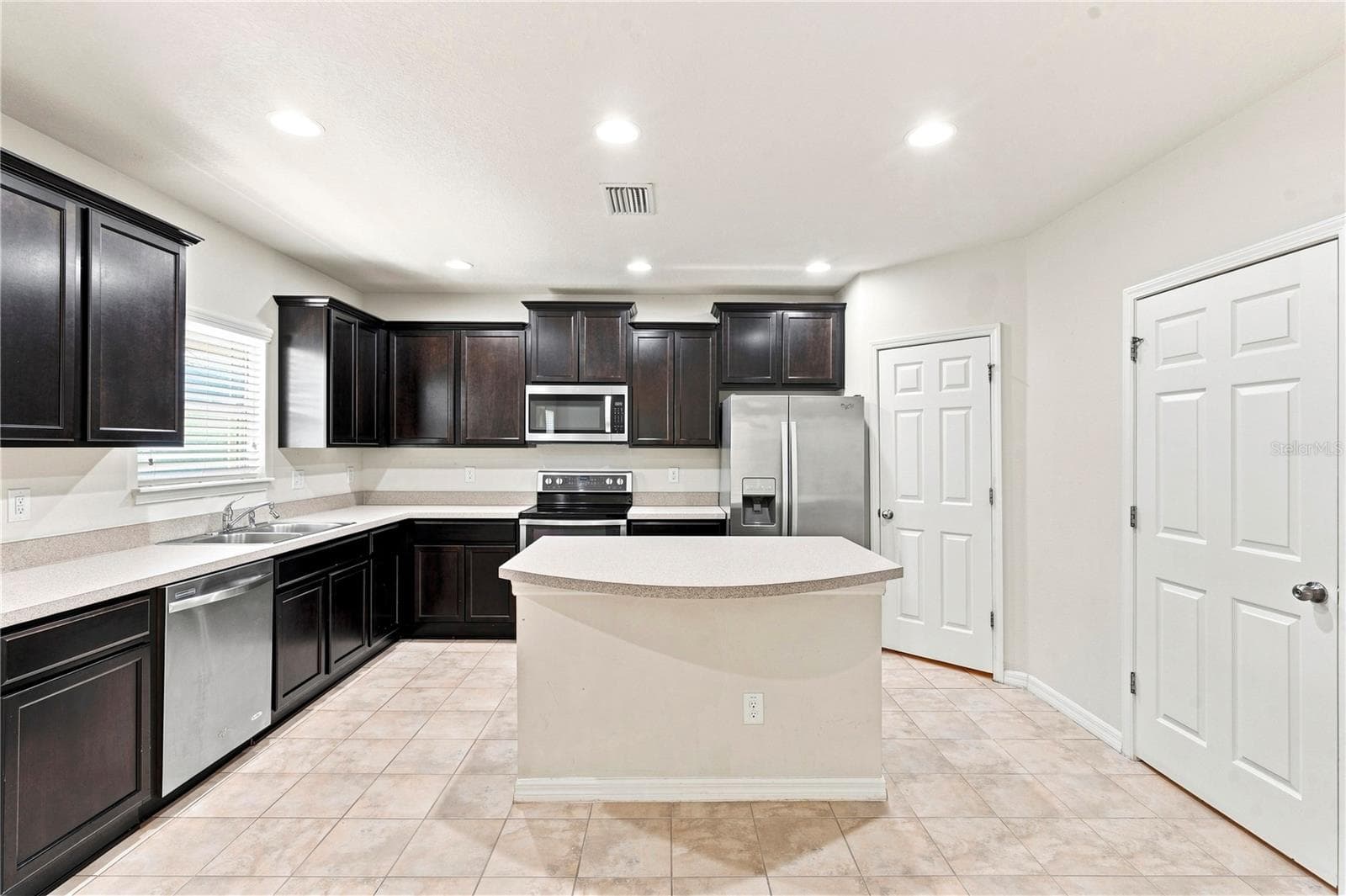 Townhouse at 4824 CHATTERTON WAY, RIVERVIEW, photo 16 of 45