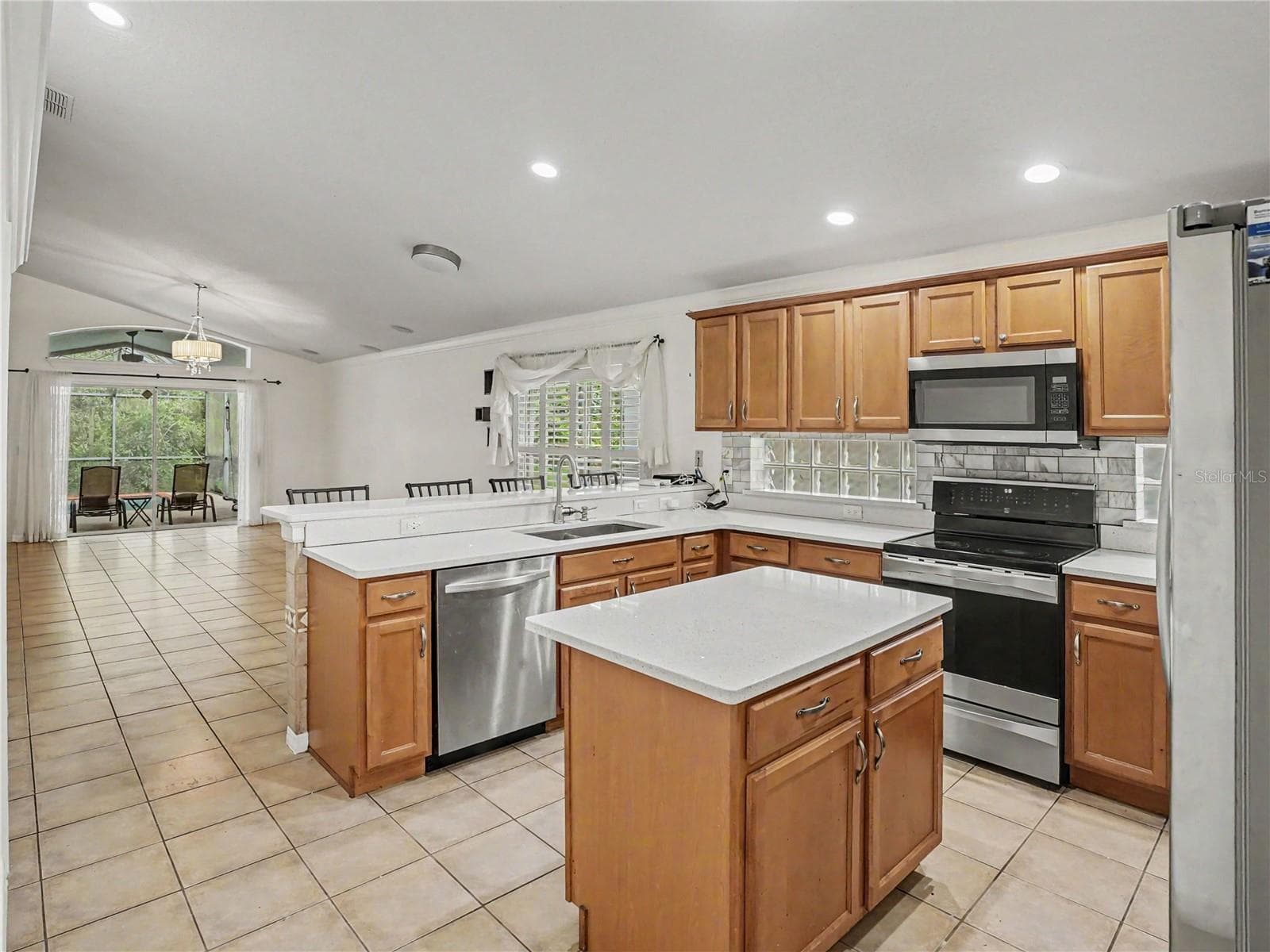 Single Family Residence at 5437 FLORENCE HARBOR DR, ORLANDO, photo 16 of 40
