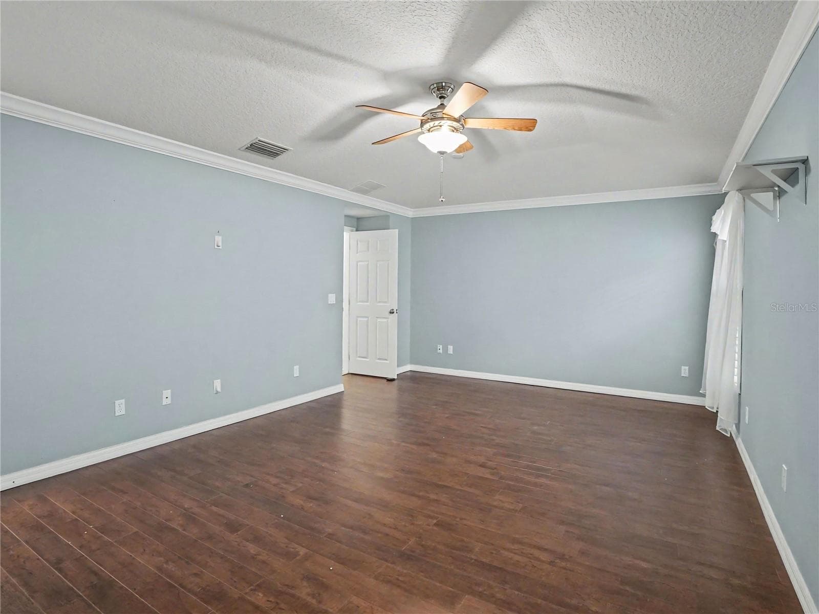 Single Family Residence at 5437 FLORENCE HARBOR DR, ORLANDO, photo 18 of 40