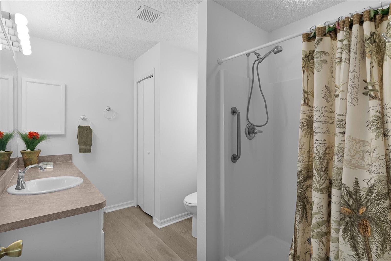 Primary Bath - 17766 SE 91ST POPLAR TER, THE VILLAGES