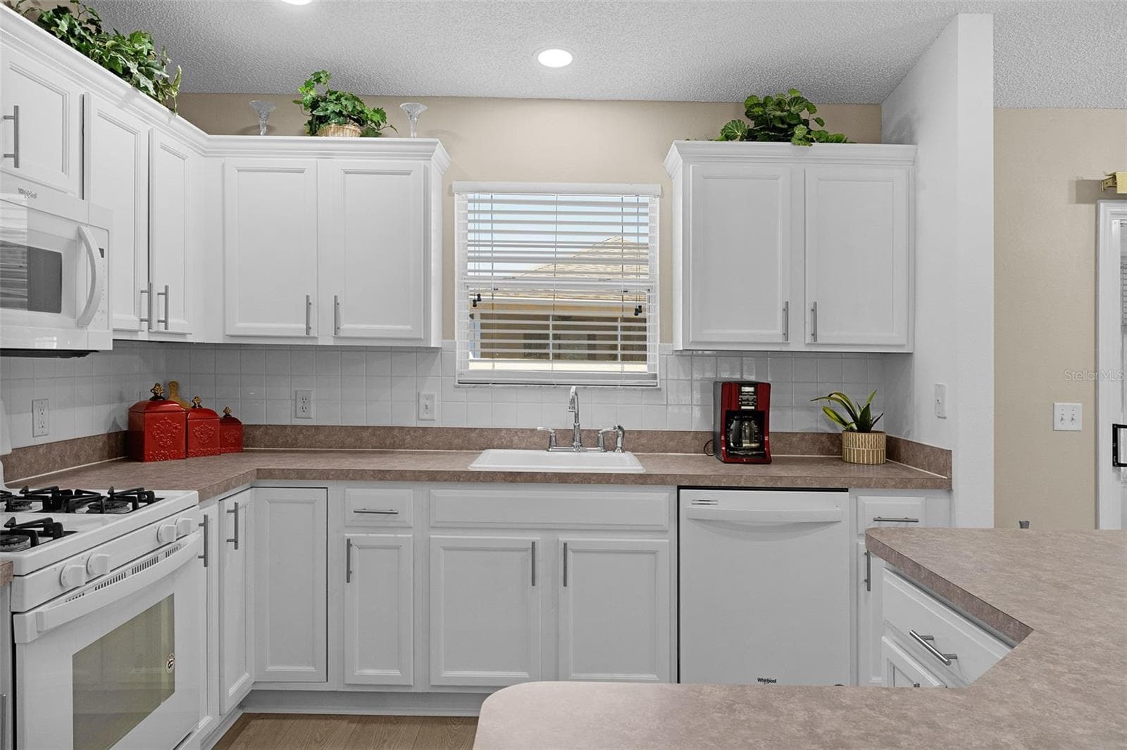 Kitchen - 17766 SE 91ST POPLAR TER, THE VILLAGES