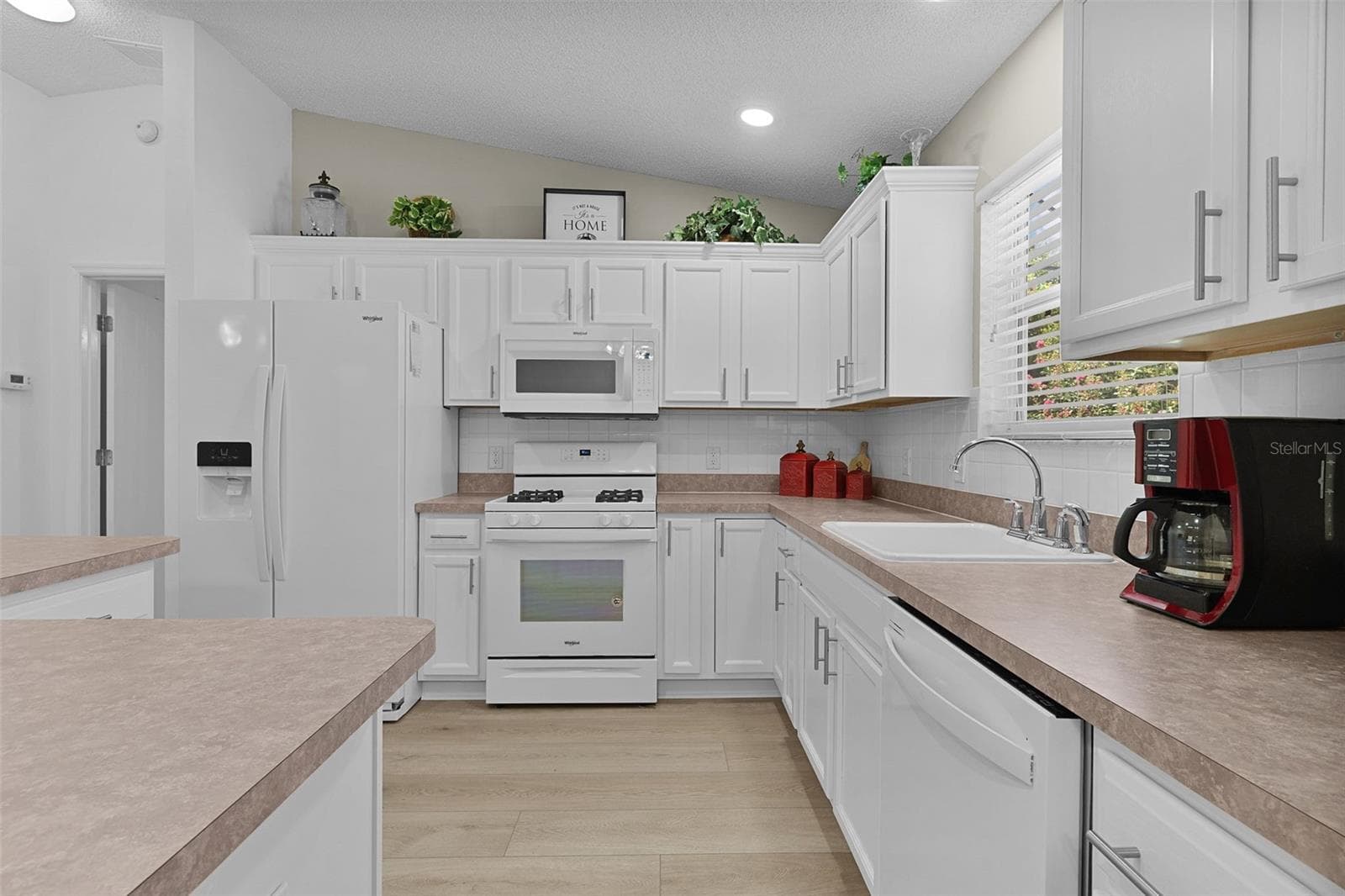Kitchen - 17766 SE 91ST POPLAR TER, THE VILLAGES