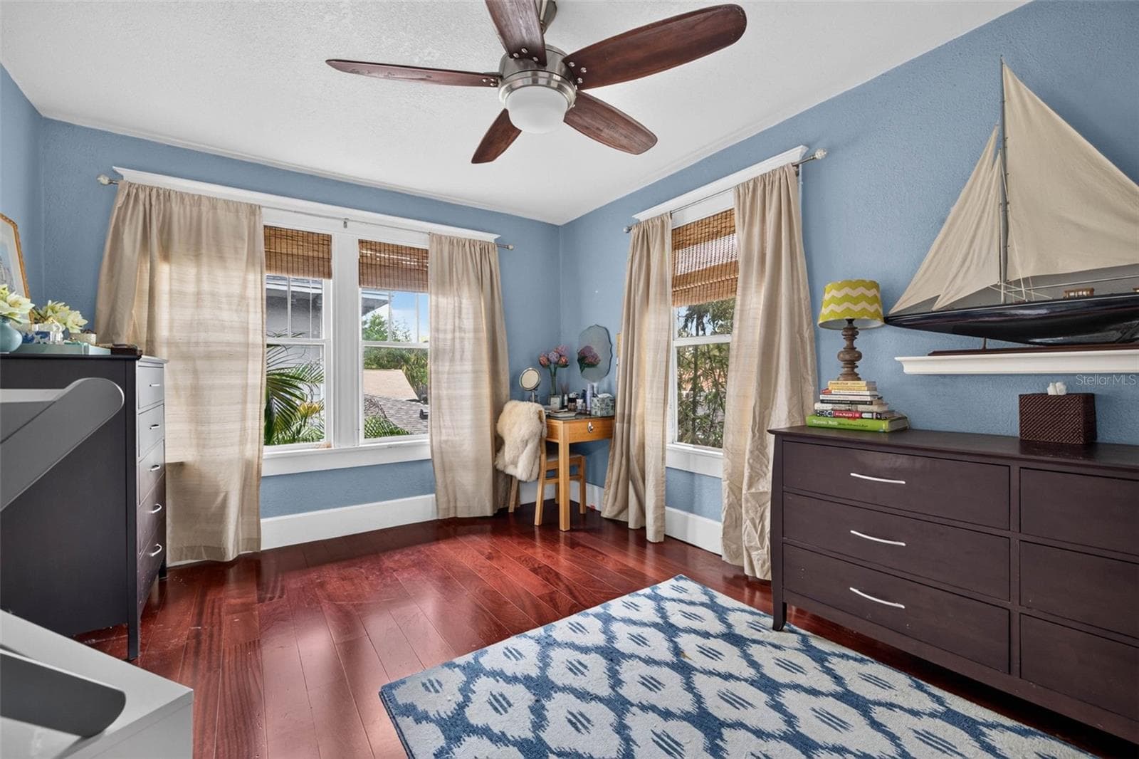 Single Family Residence at 736 30TH AVE N, ST PETERSBURG, photo 23 of 42