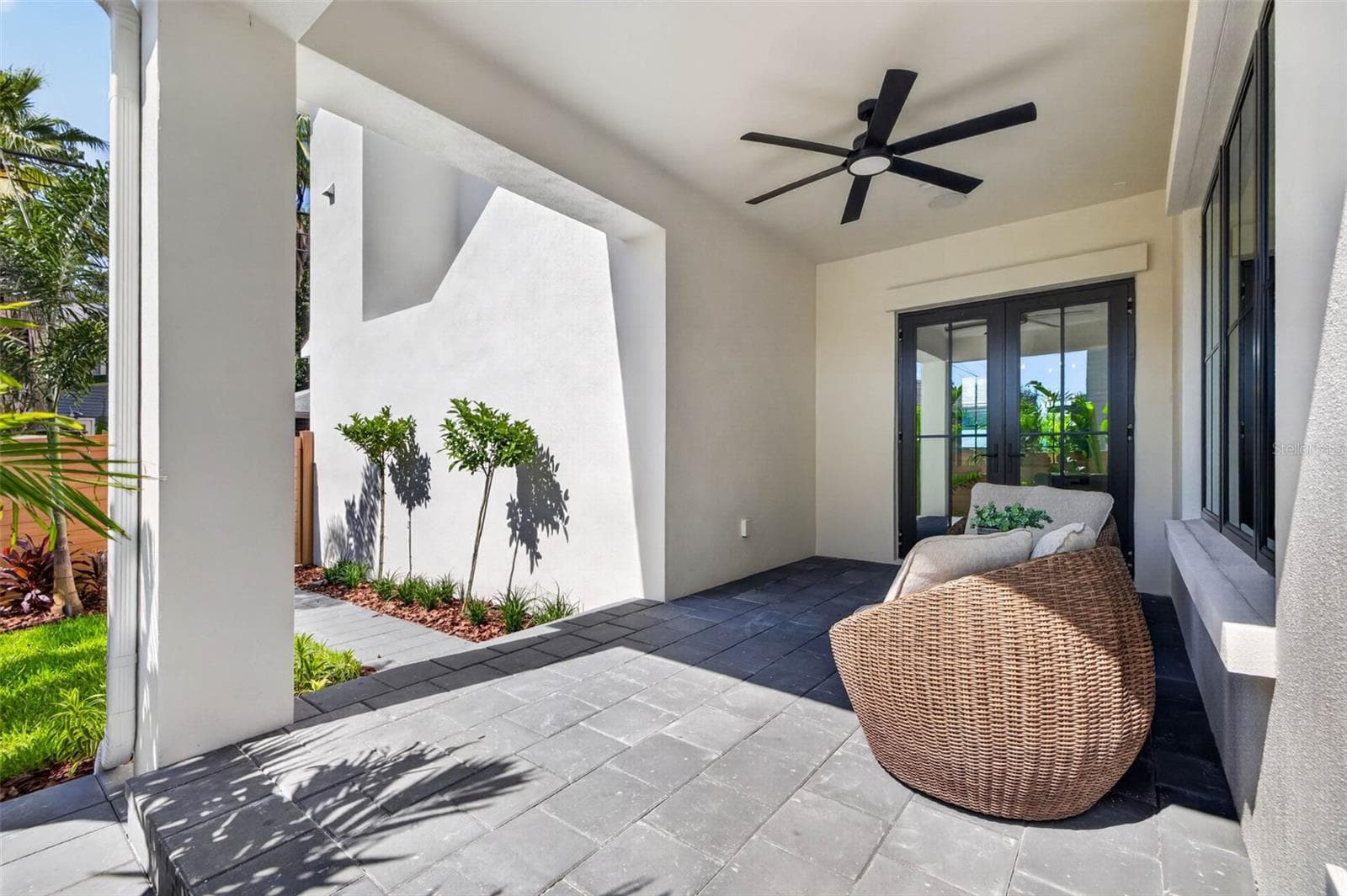 Single Family Residence at 142 22ND AVE N, ST PETERSBURG, photo 69 of 76