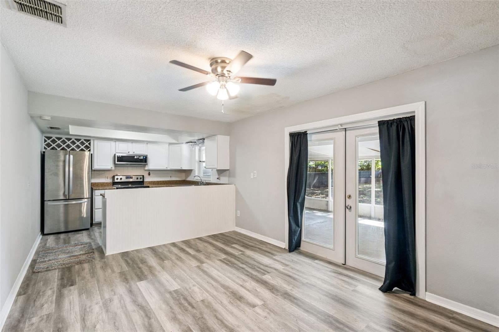 Single Family Residence at 4035 WENDY DR, ORLANDO, photo 5 of 27