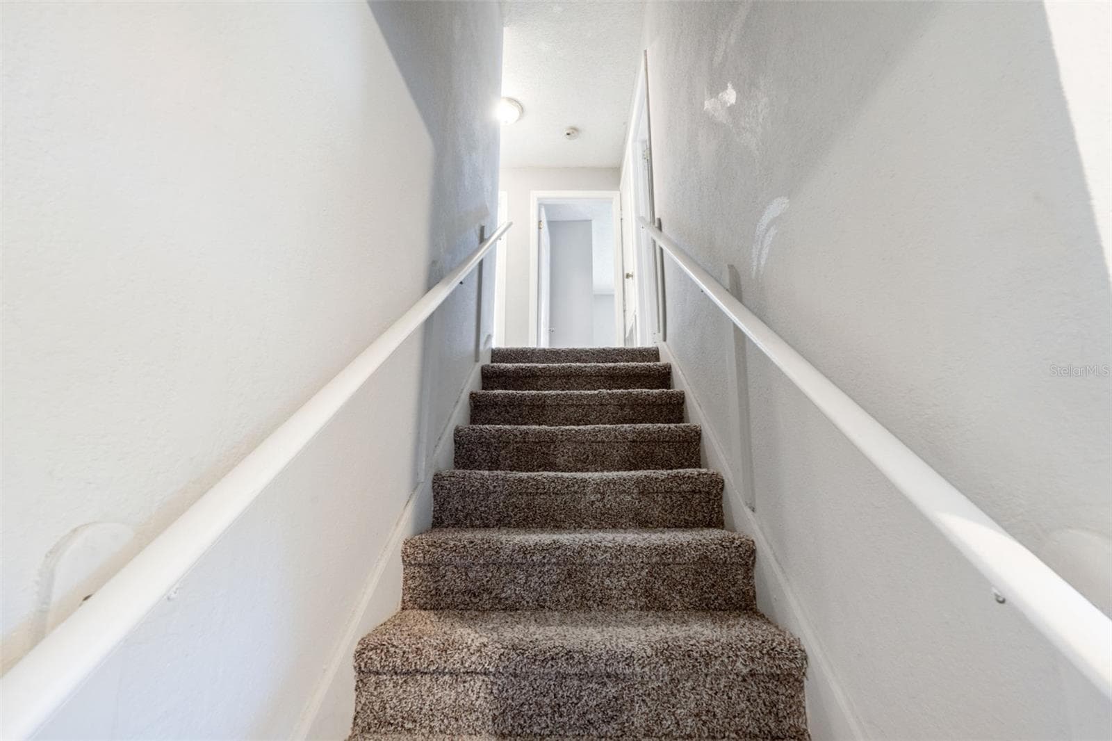 Single Family Residence at 4035 WENDY DR, ORLANDO, photo 10 of 27