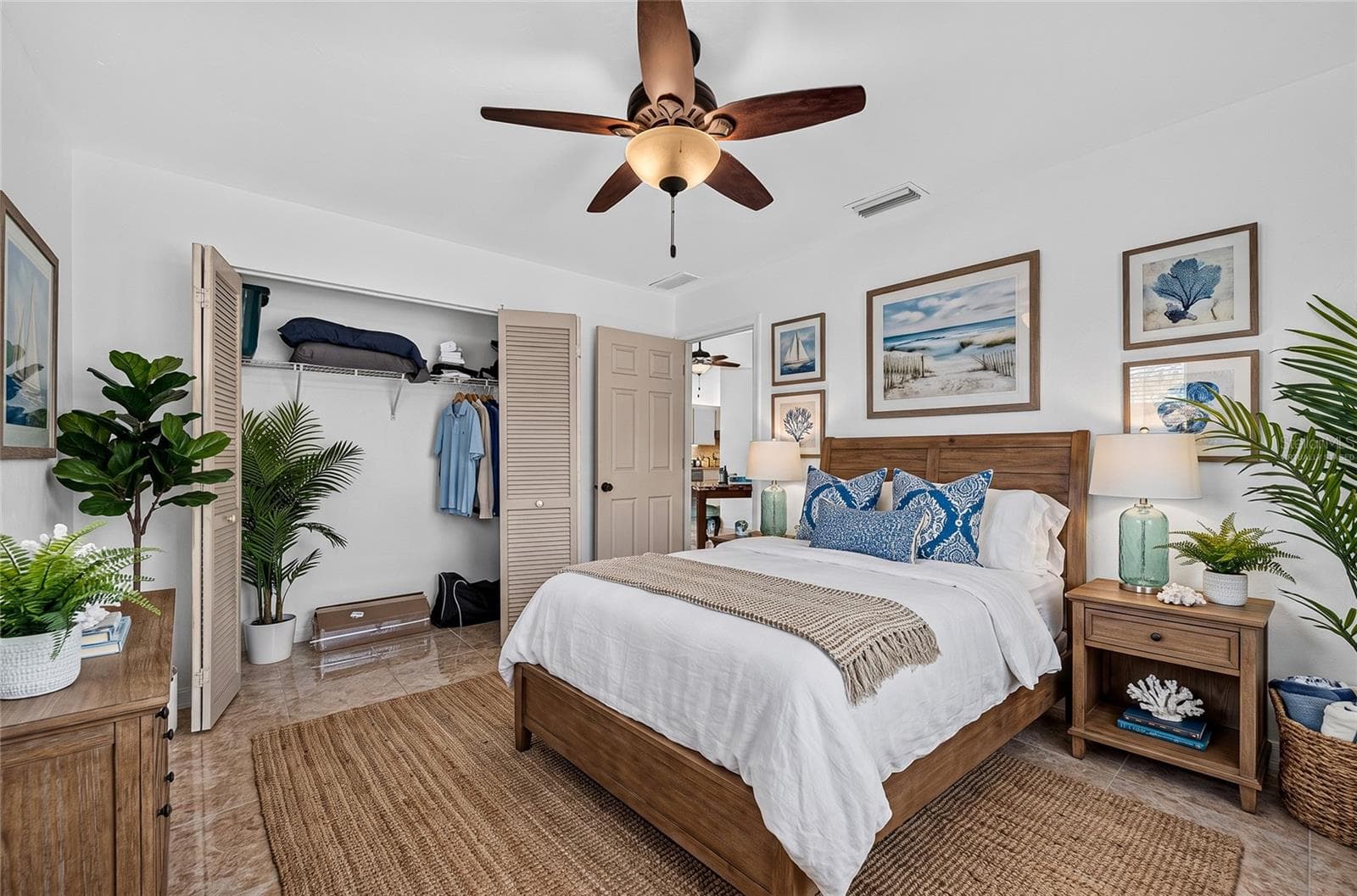 Virtually Staged - 105 JACARANDA BLVD, VENICE