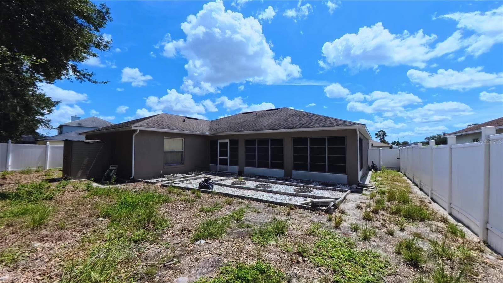 Single Family Residence at 566 OAK BRANCH CIR, KISSIMMEE, photo 25 of 27