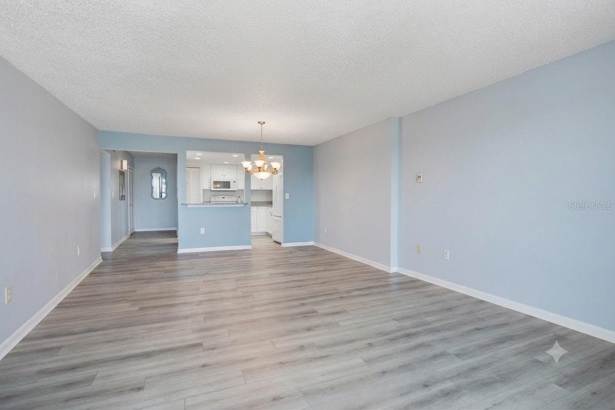 Furniture removed with AI - 800 S GULFVIEW BLVD #403, CLEARWATER BEACH