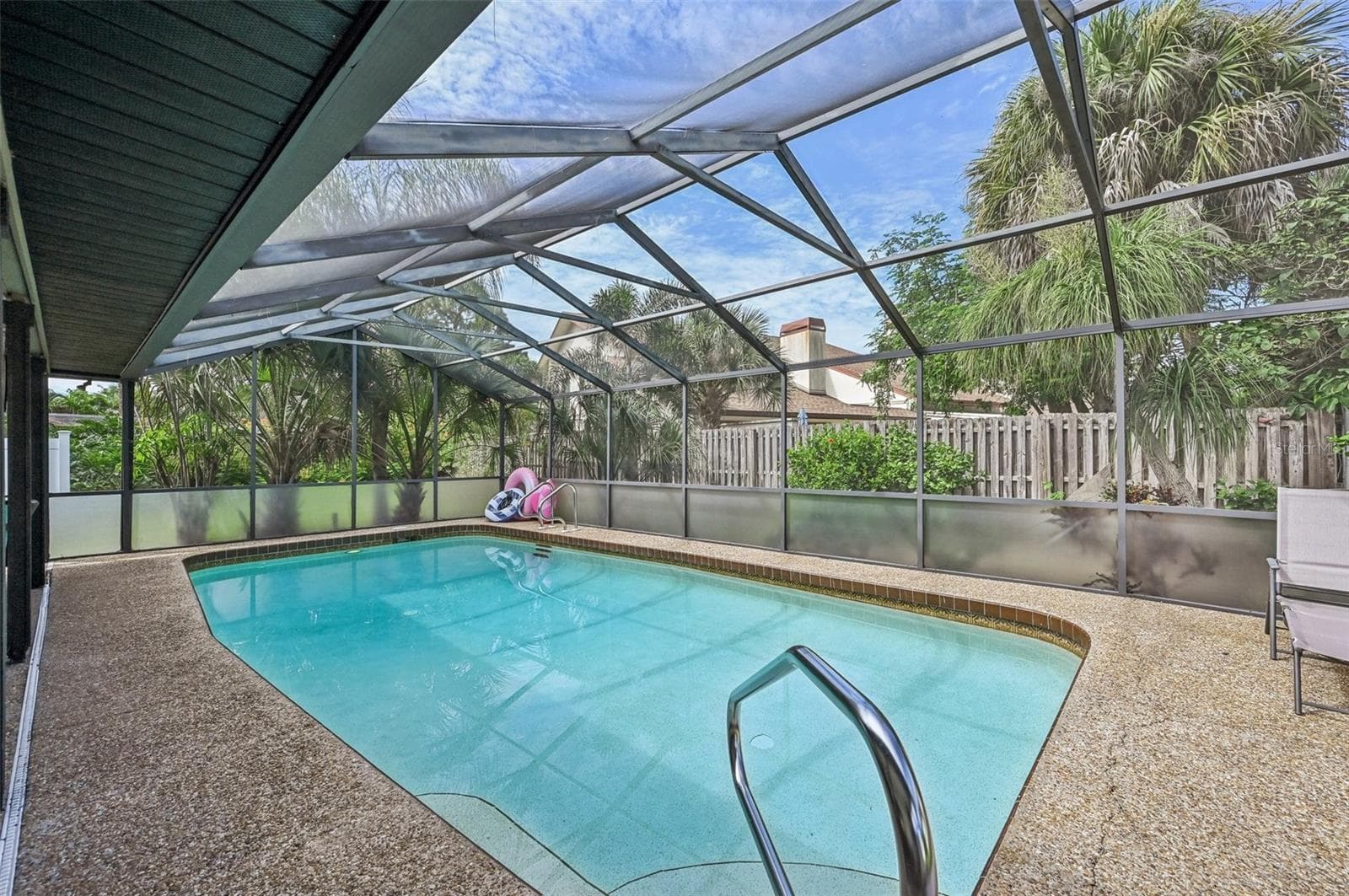 Single Family Residence at 6106 45TH ST W, BRADENTON, photo 4 of 51