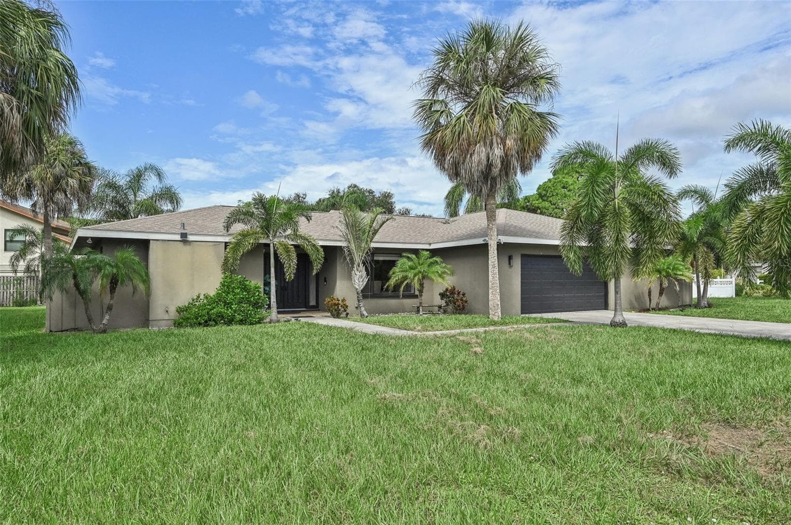 Single Family Residence at 6106 45TH ST W, BRADENTON, photo 6 of 51