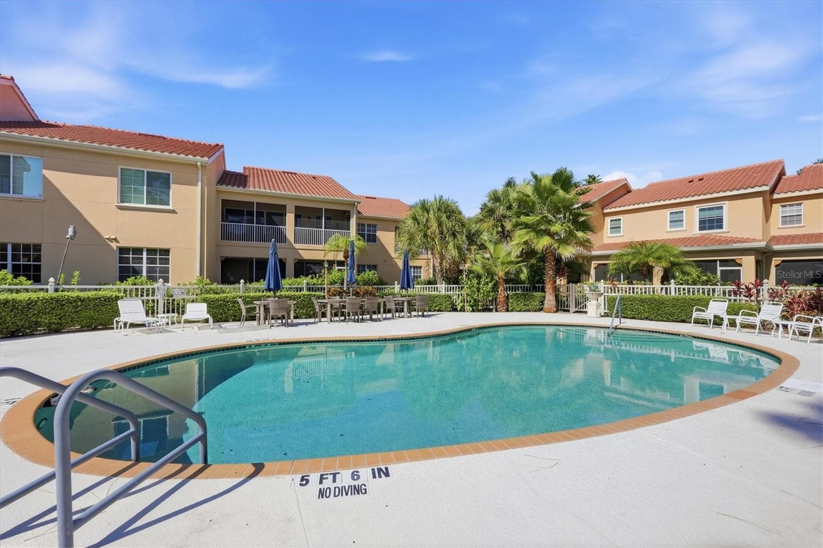 Pool - 3971 SQUARE EAST LN #8, SARASOTA